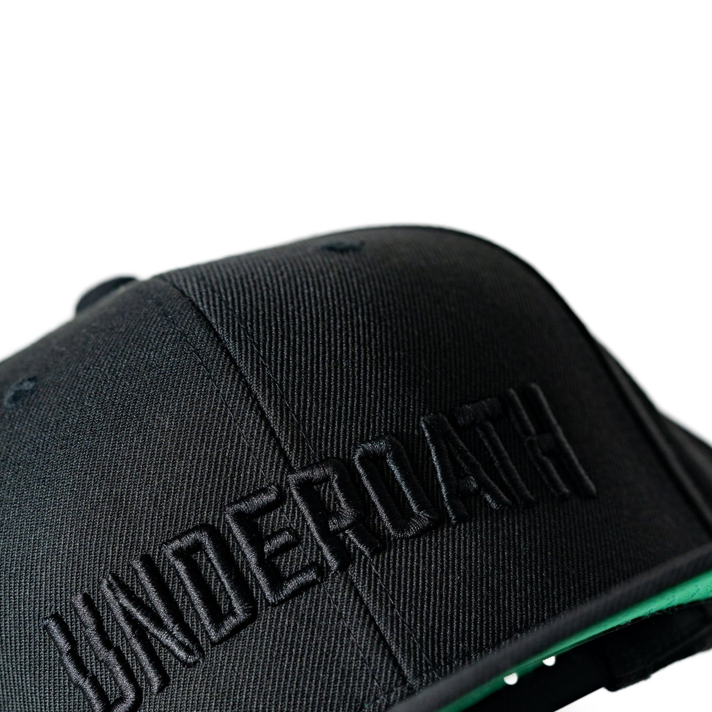 Black Flat Brim - Snapback