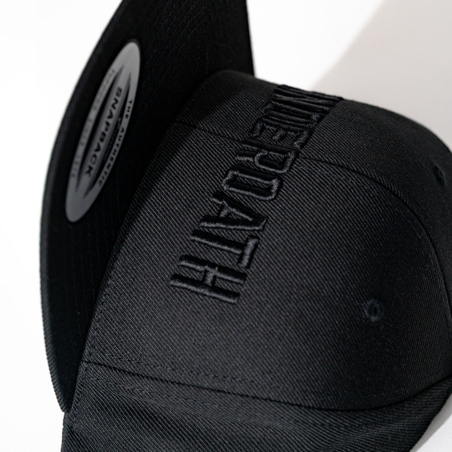 Black Flat Brim - Snapback