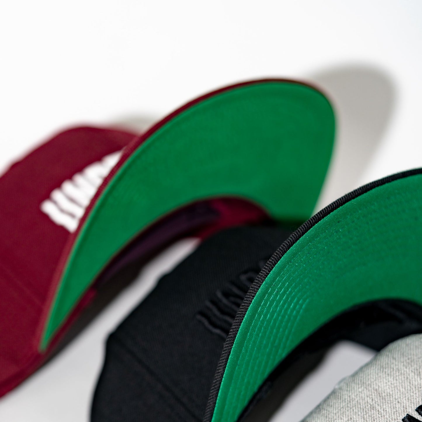 Black Flat Brim - Snapback
